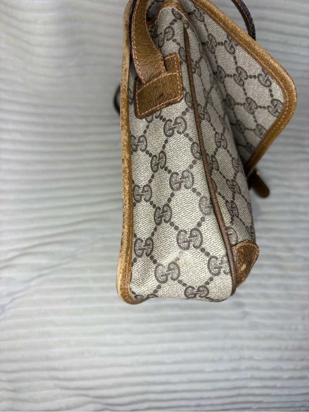 Gucci Vintage Crossbody Bag with COA - Picture 7 of 11